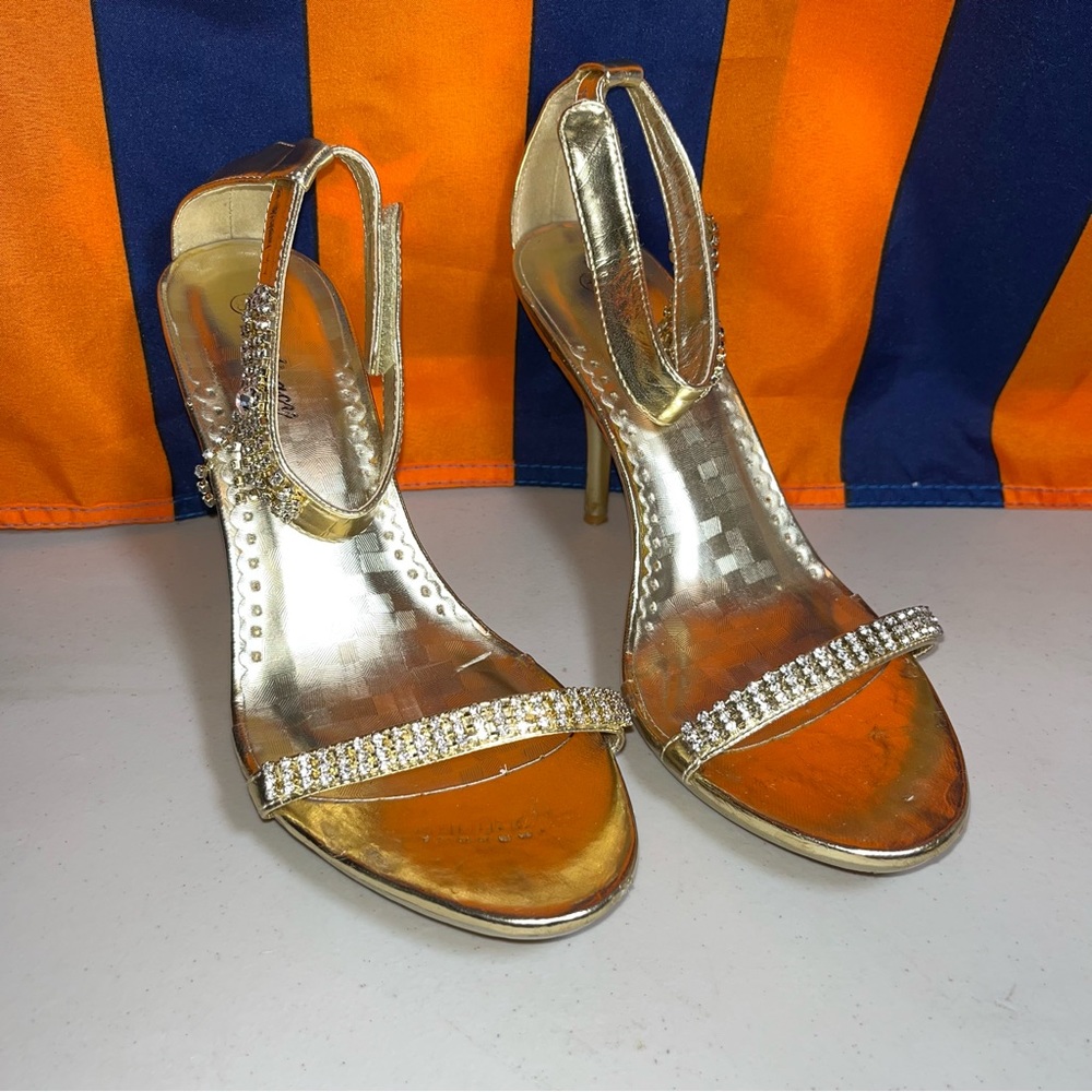 Delicacy gold heel shoes open toe size 8.5 pre-loved